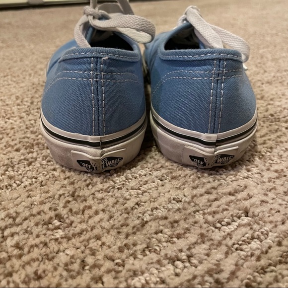 Vans Kid’s size 2.5 💙 - Picture 4 of 5